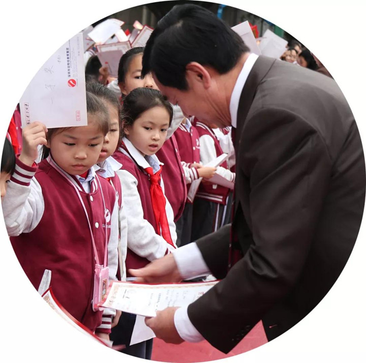 只有奮斗，才能擁有更加美好的人生——我校開學(xué)典禮校長(zhǎng)致辭振奮人心