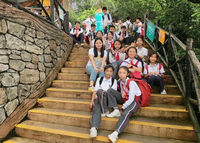 綠色低碳伴我行，文明環(huán)保在我心 ——小學(xué)部春游實踐活動報道