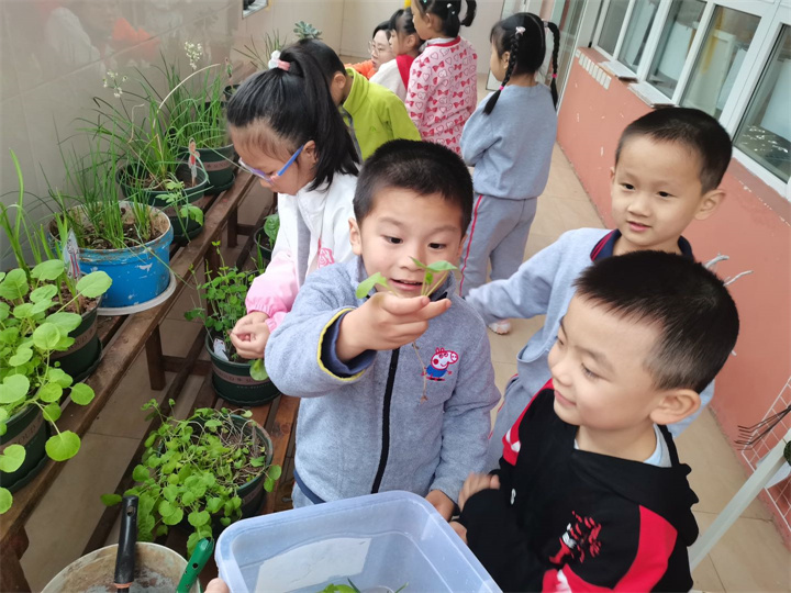 生活館之旅開始啦！           